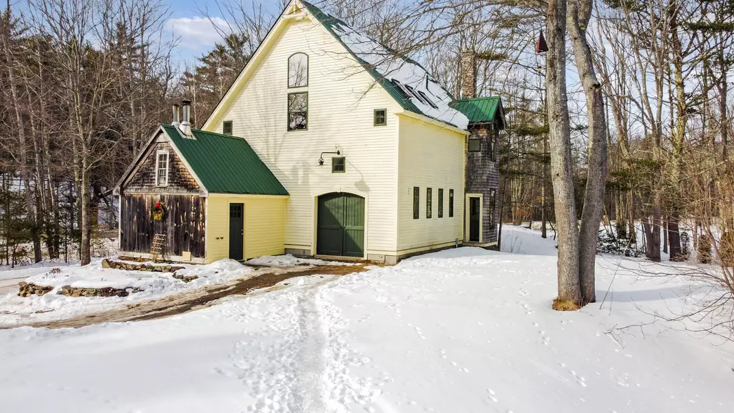 83 Fiddlers Reach RD, Phippsburg, ME 04562