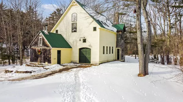 83 Fiddlers Reach RD, Phippsburg, ME 04562