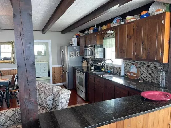 Orono, ME 04473,125 Perk Orock Landing RD