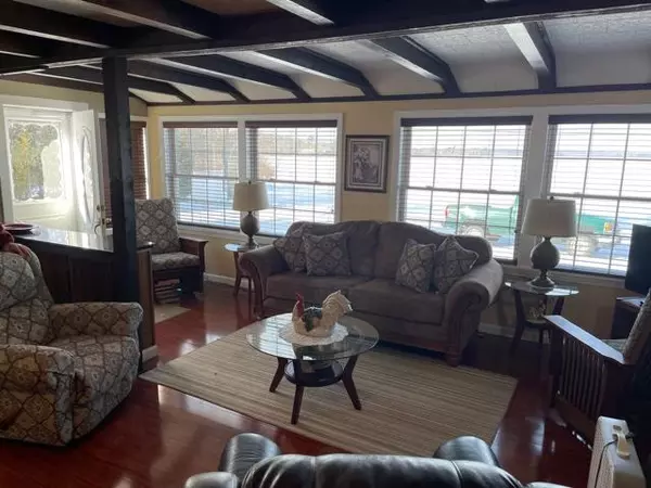 Orono, ME 04473,125 Perk Orock Landing RD