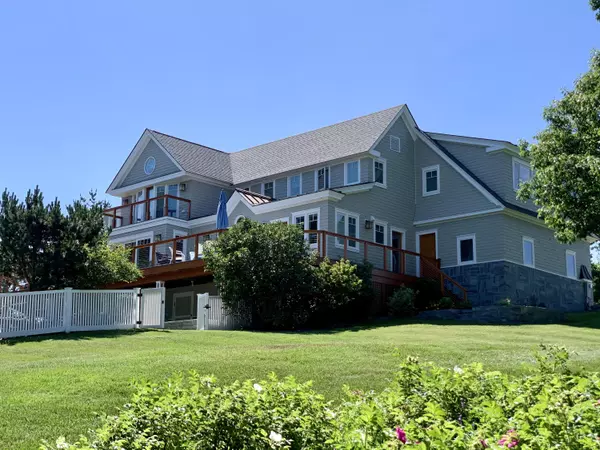 Rockport, ME 04856,Address not disclosed
