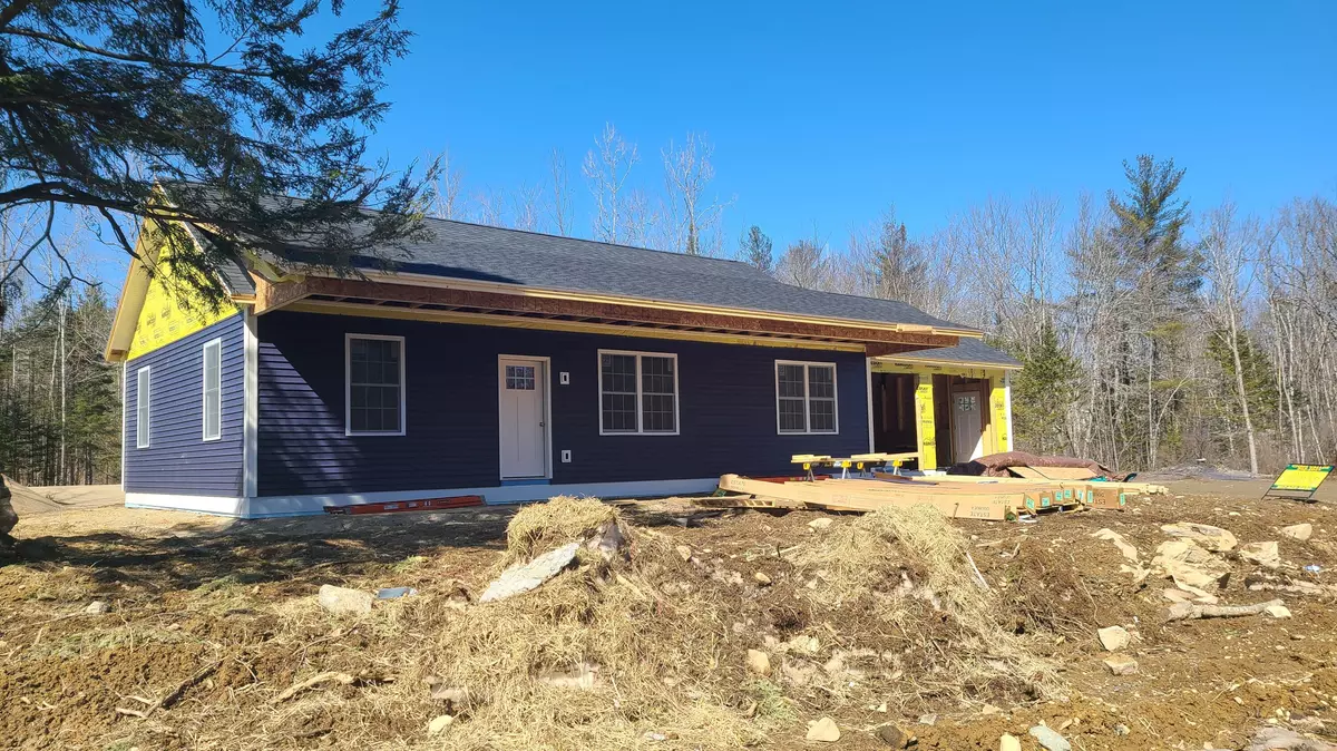 West Gardiner, ME 04345,105 Matthew LN