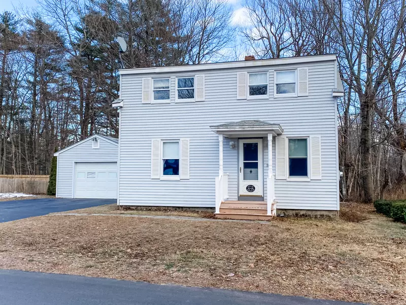 16 Glenwood AVE, Saco, ME 04072