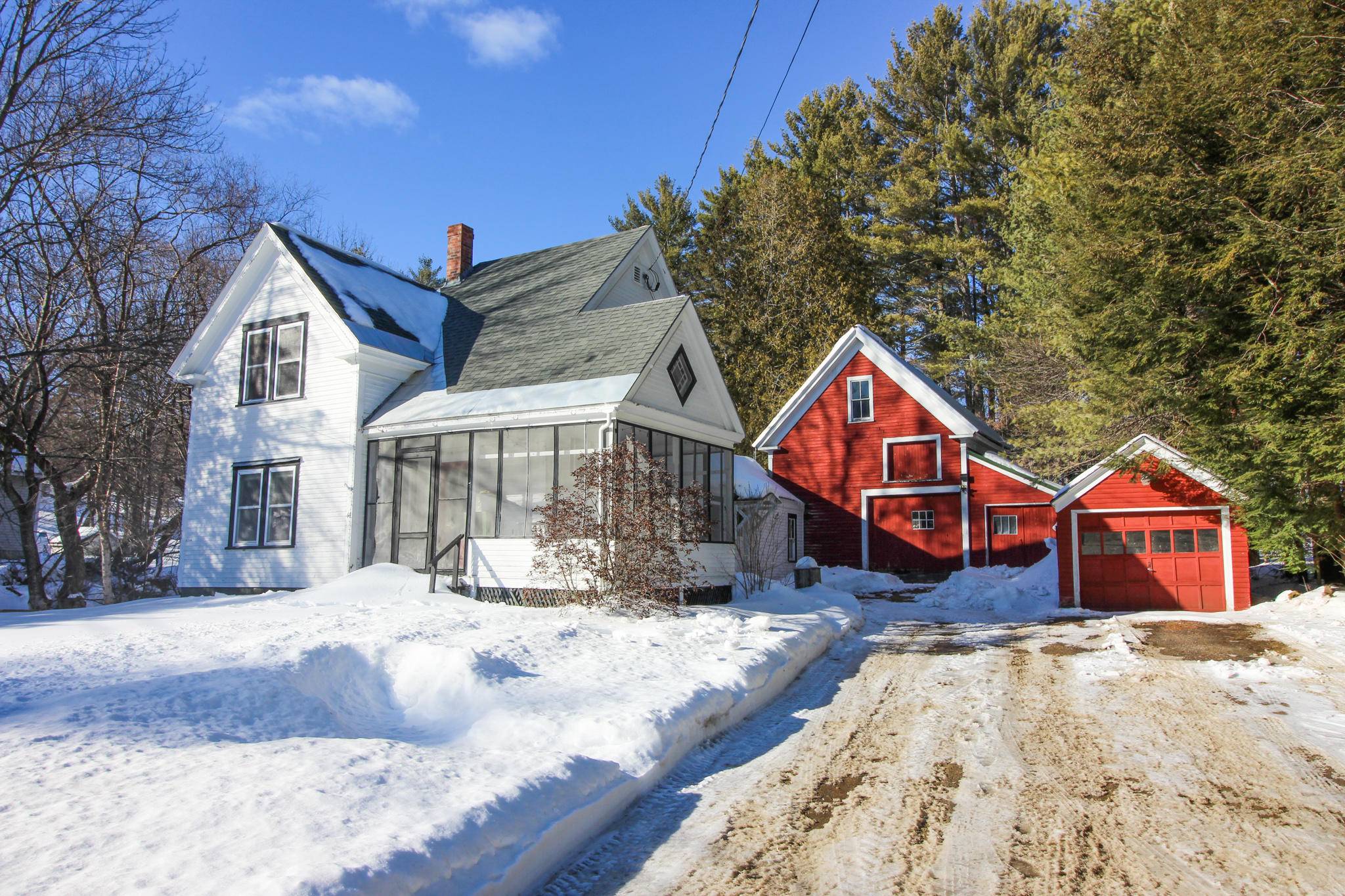 44 Howard Pond RD, Hanover, ME 04237