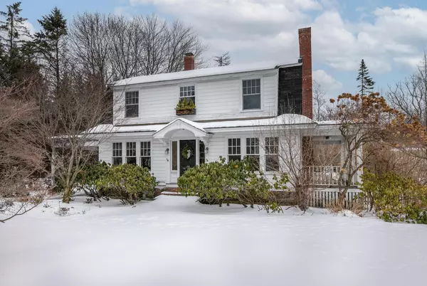 156 W Elm ST, Yarmouth, ME 04096