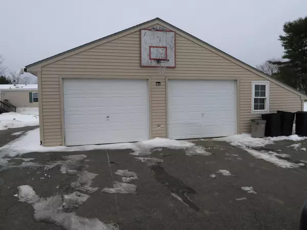 Vassalboro, ME 04989,165 Dunham RD