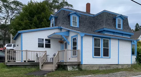 6 Thurlows Hill Road, Stonington, ME 04681