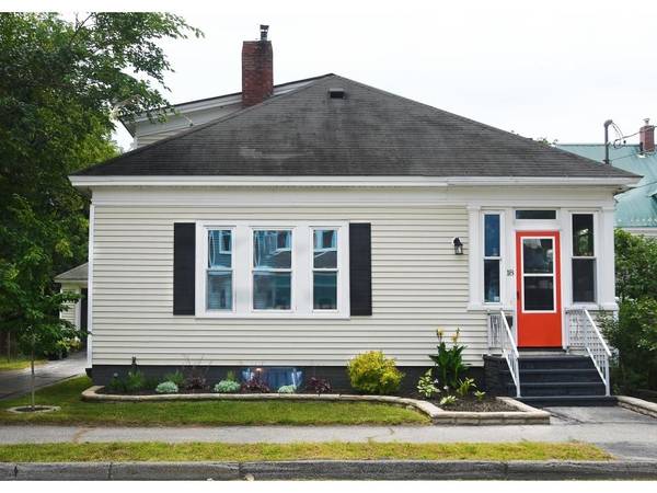 18 Grove ST, Auburn, ME 04210