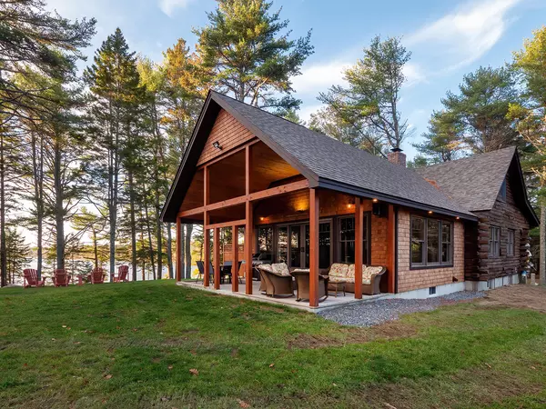 19 Falls Point RD, Sullivan, ME 04664