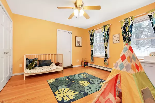 Auburn, ME 04210,150 Sunderland DR