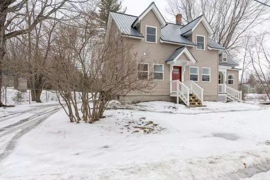 18 Dyer ST, North Berwick, ME 03906