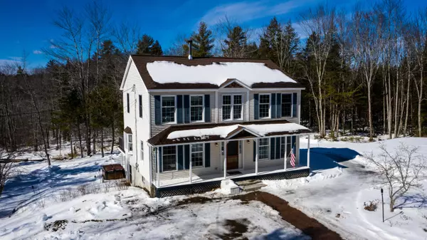 Topsham, ME 04086,14 Range Way RD