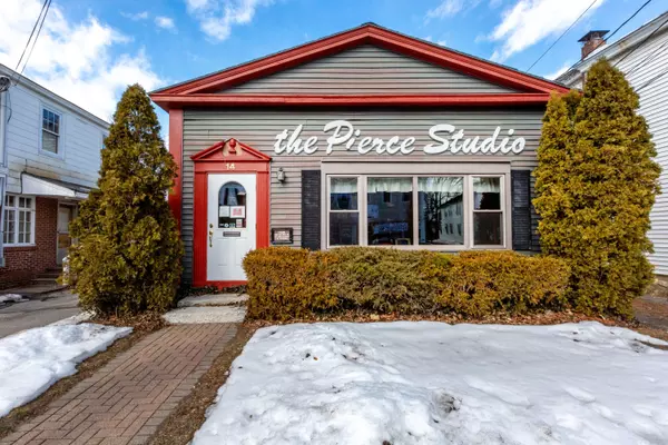 Brunswick, ME 04011,14 Pleasant ST