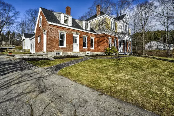 Gardiner, ME 04345,189 Old Brunswick RD