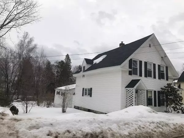 25 Hillside Road, Orono, ME 04473