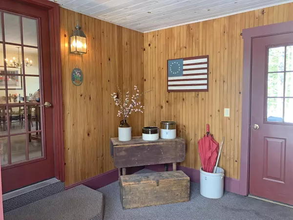 Ellsworth, ME 04605,152 Beechland Road