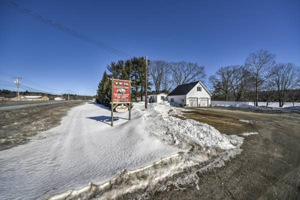 1559 Auburn RD, Turner, ME 04282