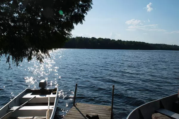 Mount Vernon, ME 04352,12 Rocky LN