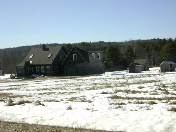 Pittston, ME 04345,223 Mast RD