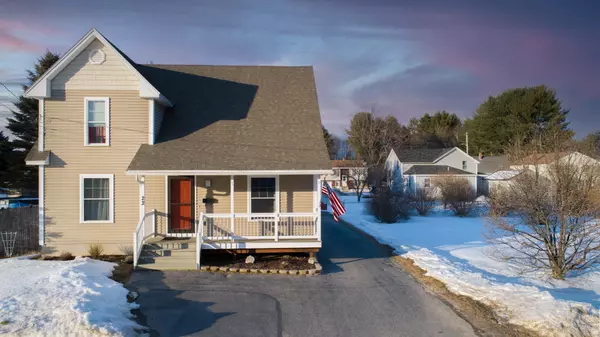 Lewiston, ME 04240,22 Sargent AVE