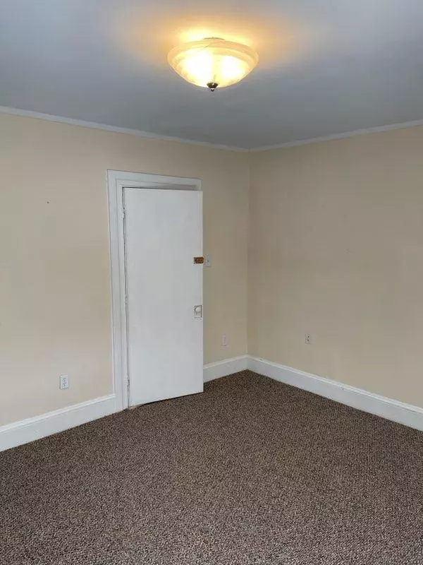 Portland, ME 04102,116 Emery ST