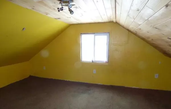 Hermon, ME 04401,8 Edgewater LN