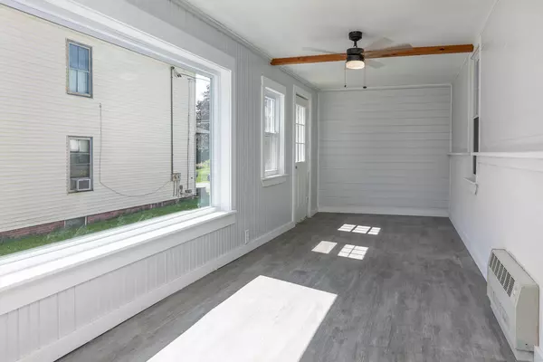 Gardiner, ME 04345,137 Spring ST