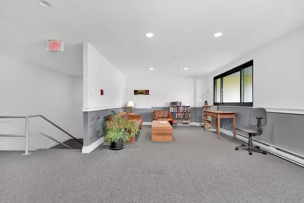 Portland, ME 04101,340 E. Promenade #141