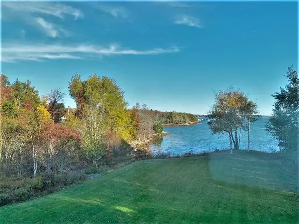 60 Tom Leighton Point RD, Milbridge, ME 04658