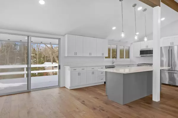 Kennebunkport, ME 04046,290 Ocean AVE