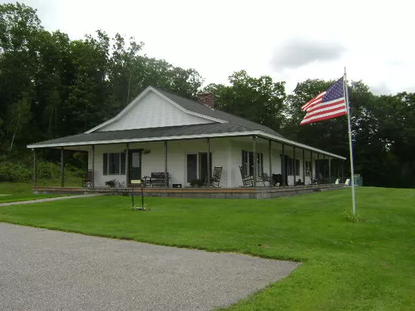 Pittston, ME 04345,28 Old County RD