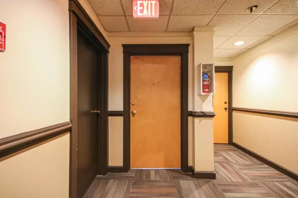 Portland, ME 04101,99 Silver ST #4-7