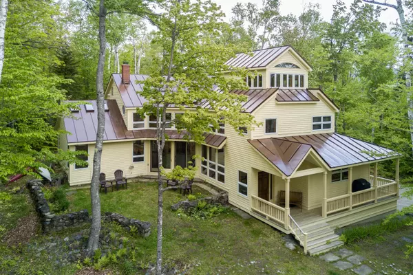 6005 Cranberry CIR, Carrabassett Valley, ME 04947