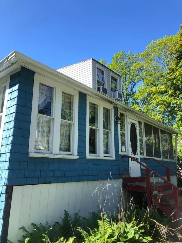 Portland, ME 04108,85 Upper A ST