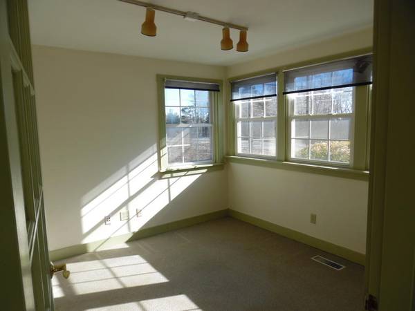 Belfast, ME 04915,230 Searsport AVE