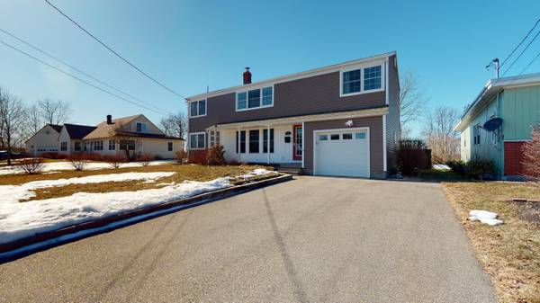 16 Lindale AVE, Biddeford, ME 04005