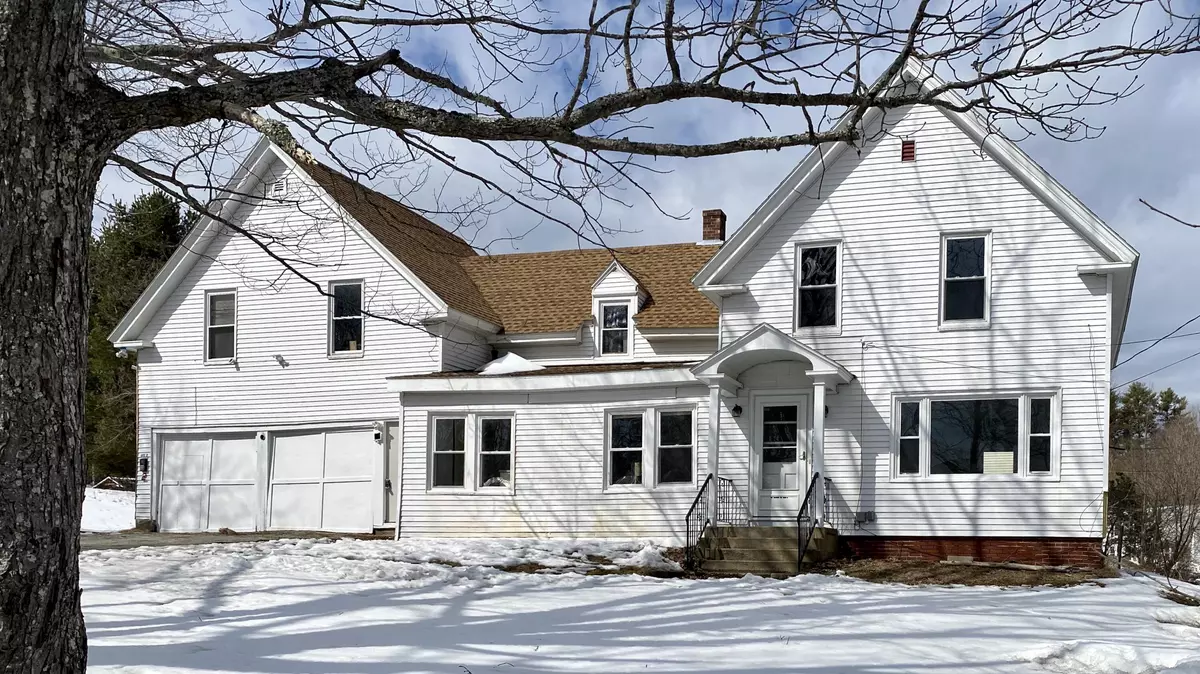 Lisbon, ME 04250,24 Spring ST