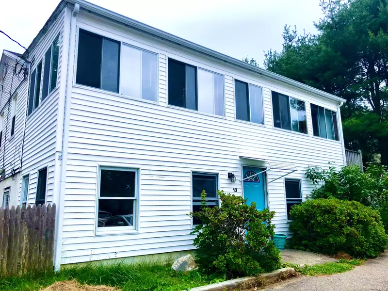 13 Carll AVE, Old Orchard Beach, ME 04064