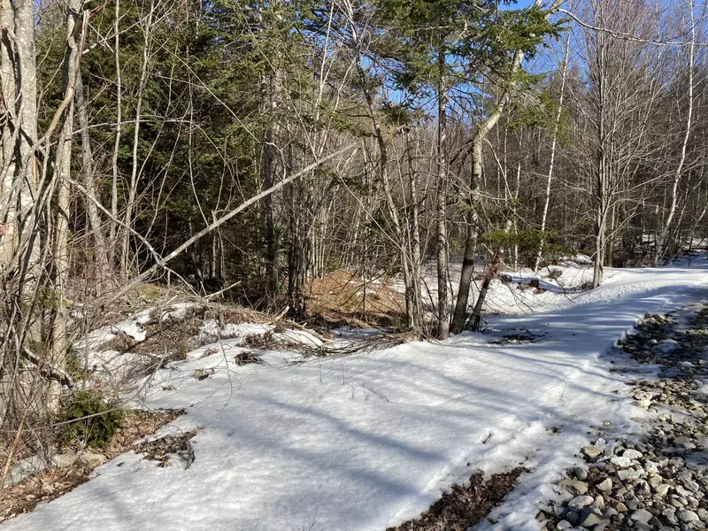 2 Profenno WAY, Freeport, ME 04032
