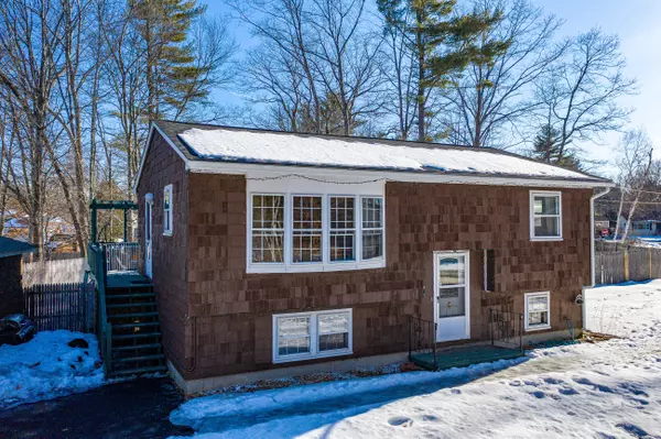1 Chestnut AVE, Windham, ME 04062