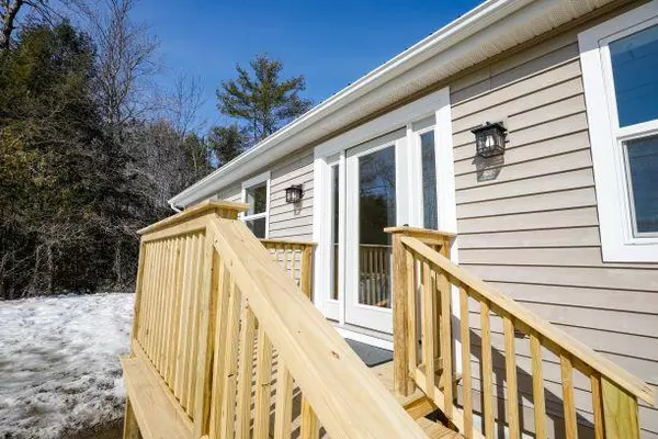 Hampden, ME 04444,950 Western AVE