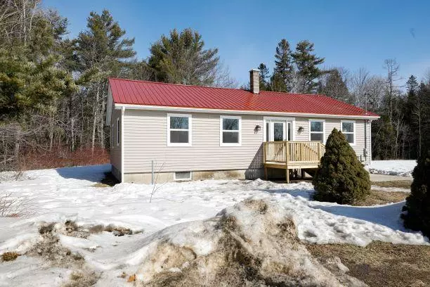 Hampden, ME 04444,950 Western AVE