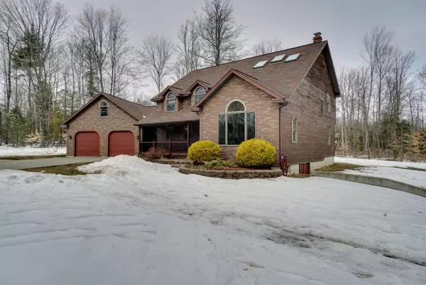 Oakland, ME 04963,54 Mary LN