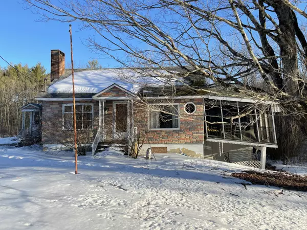 Pittston, ME 04345,433 Whitefield RD