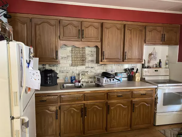 Waterville, ME 04901,2 Central AVE