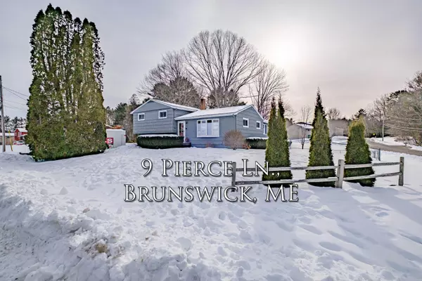 9 Pierce LN, Brunswick, ME 04011