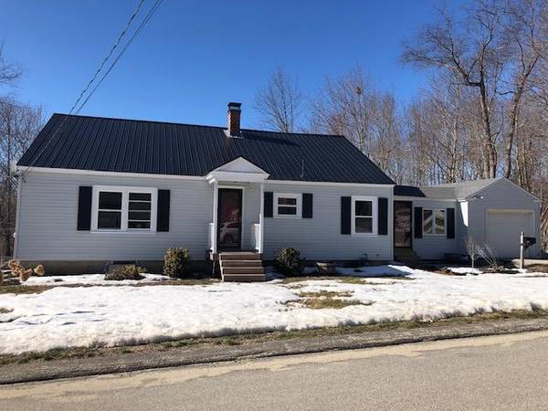 73 Sunset AVE, Auburn, ME 04210