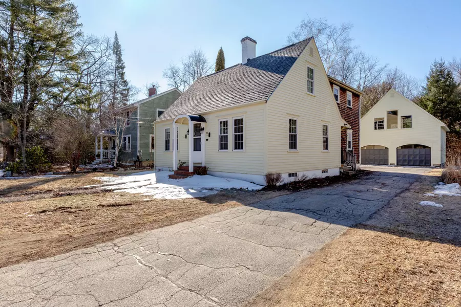 12 Bowdoin ST, Brunswick, ME 04011
