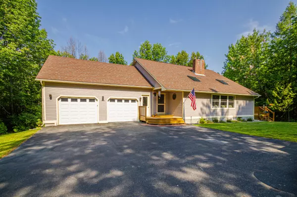 Sidney, ME 04330,1626 Pond RD