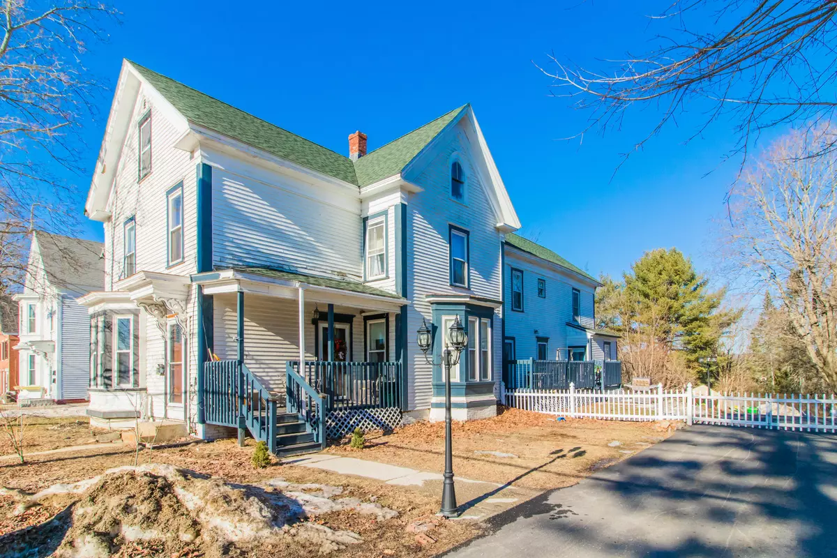 Mechanic Falls, ME 04256,112 Elm ST